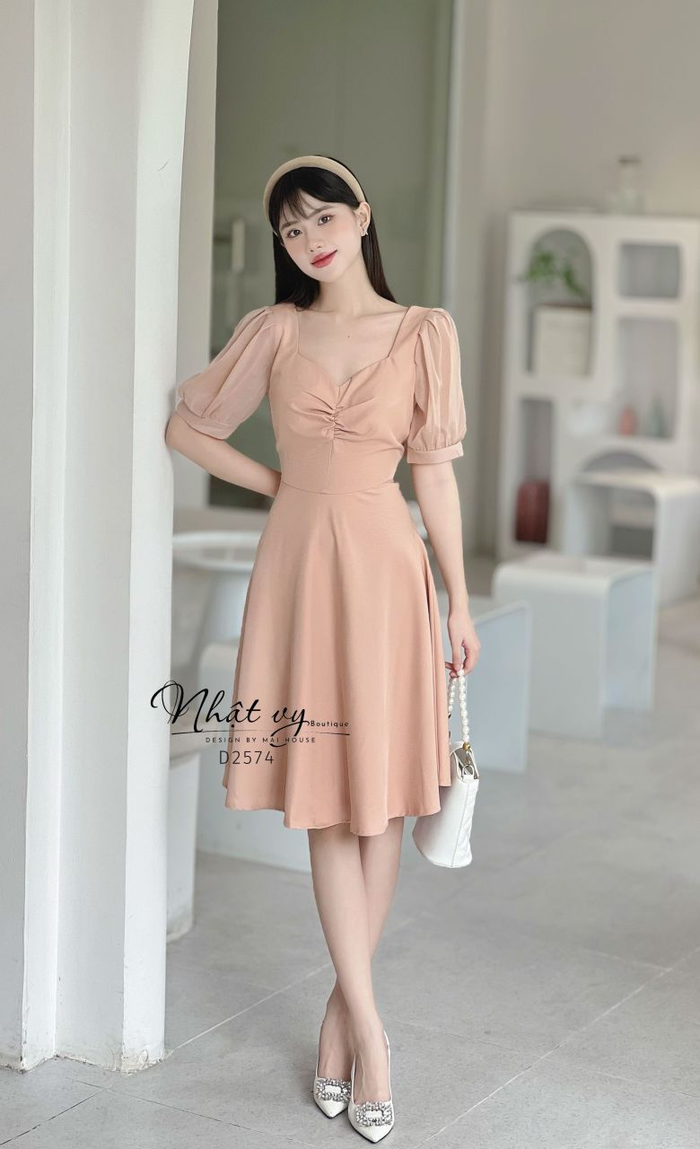 Đầm nhún ngực dáng xòe cổ cách điệu phối tay voan - D2574