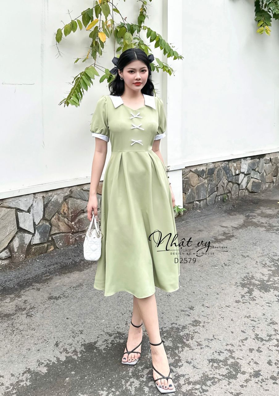 Đầm tiểu thư cổ tim phối bèo đính nơ ngực - D2579