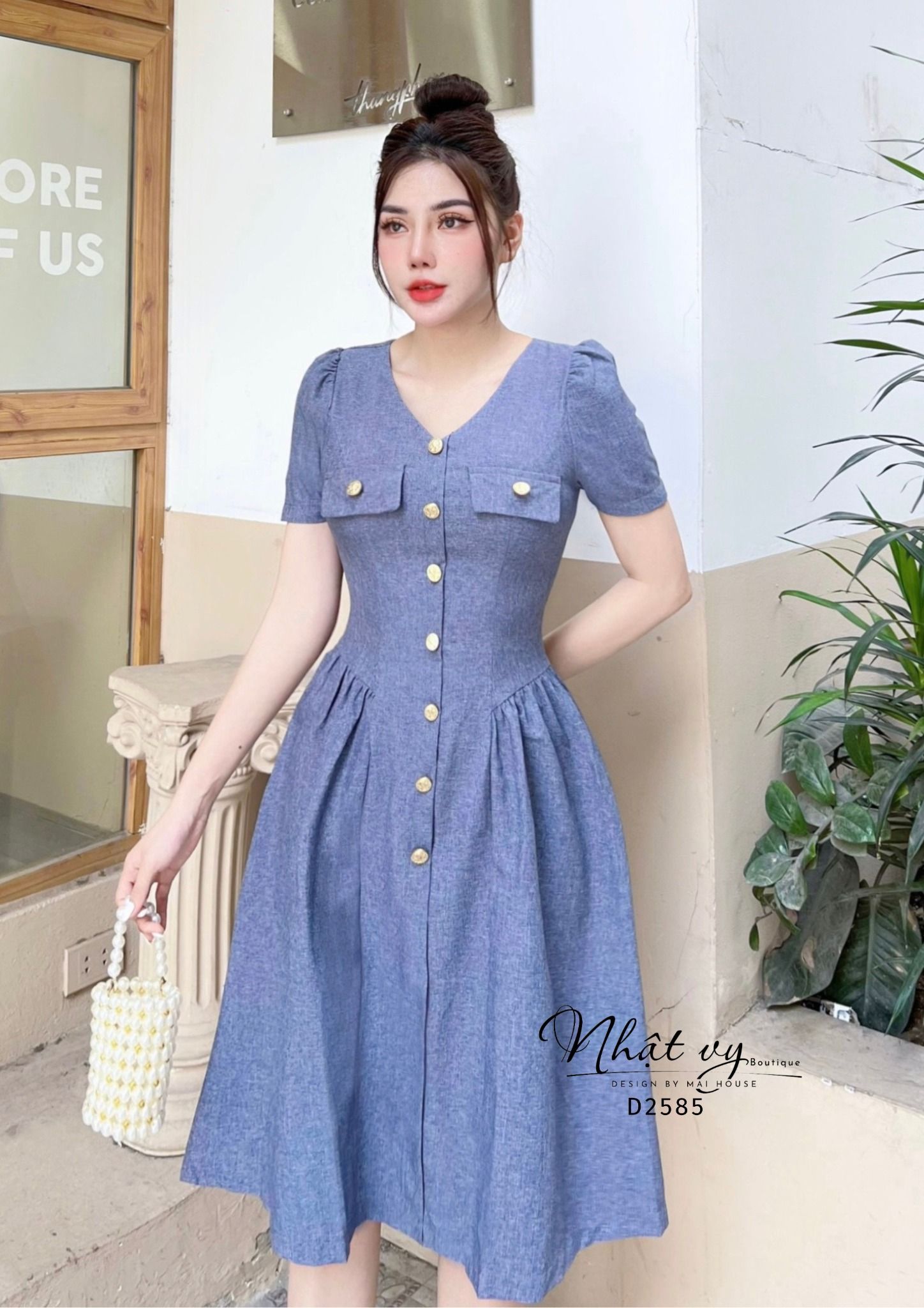Đầm dáng xoè cổ V đính cúc giả xếp ly kiểu - D2585