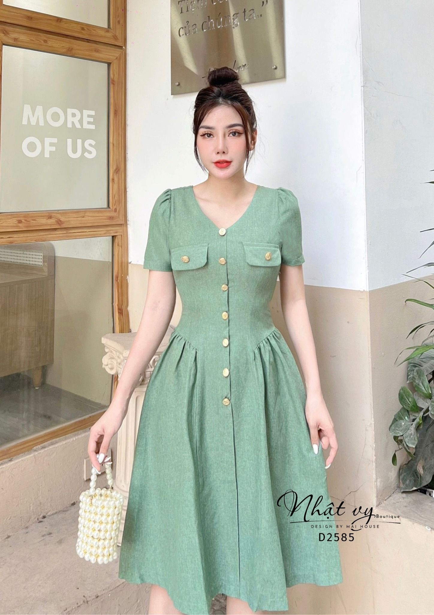 Đầm dáng xoè cổ V đính cúc giả xếp ly kiểu - D2585