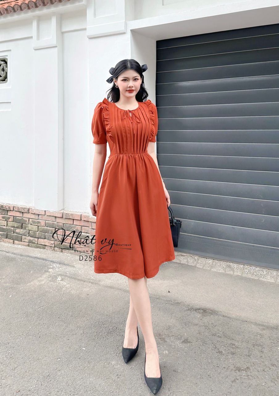Đầm cổ tròn viền bèo xếp ly ngực - D2586