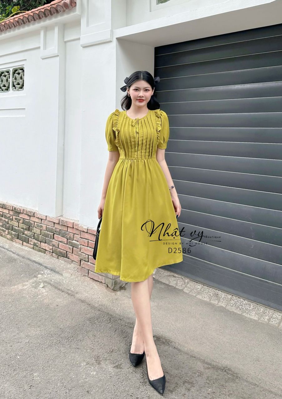 Đầm cổ tròn viền bèo xếp ly ngực - D2586
