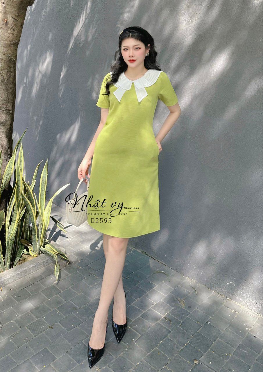 Đầm suông cổ tròn phối viền bèo dập ly - D2595