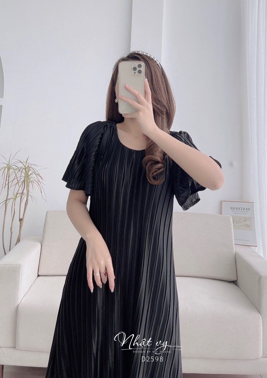 Đầm dáng suông dập ly cổ tròn tay cánh tiên - D2598