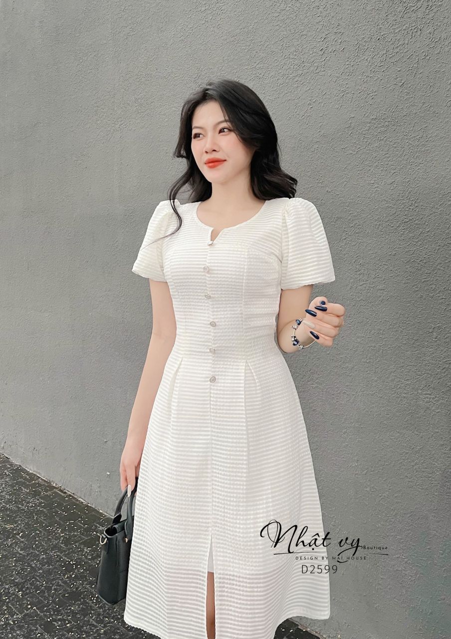 Đầm xốp cổ tròn cách điệu tay bí đính cúc giả - D2599