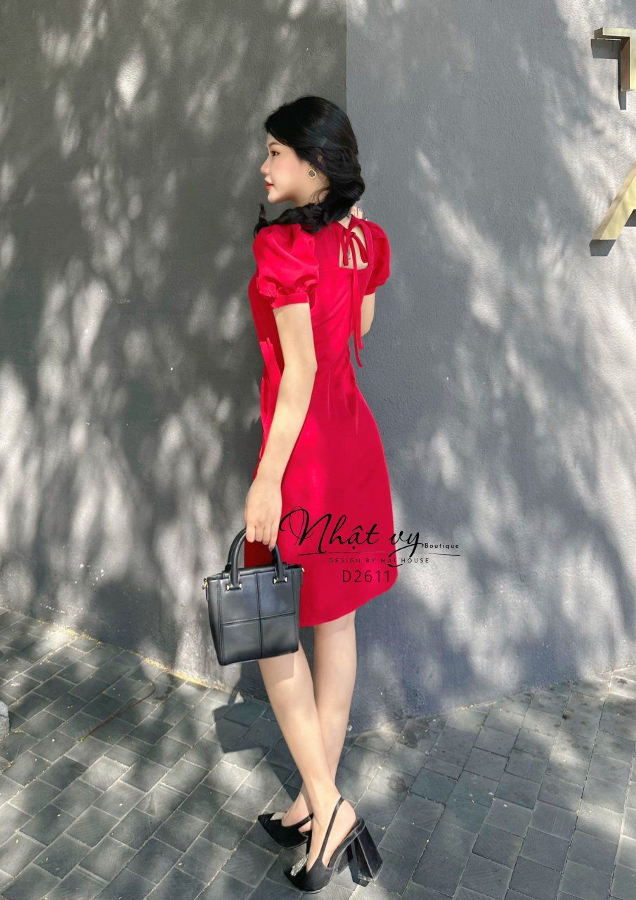 Đầm nhún ngực cổ vuông cách điệu tay phồng - D2611
