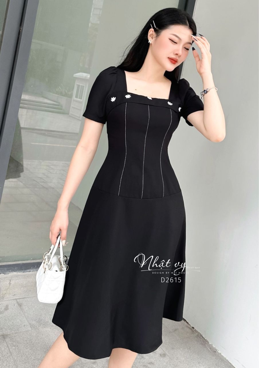 Đầm cổ vuông dáng dài viền chỉ nổi - D2615