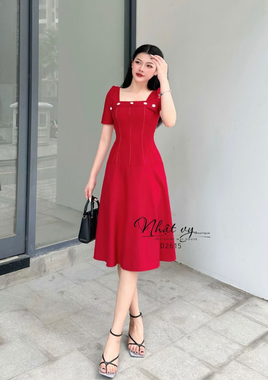 Đầm cổ vuông dáng dài viền chỉ nổi - D2615
