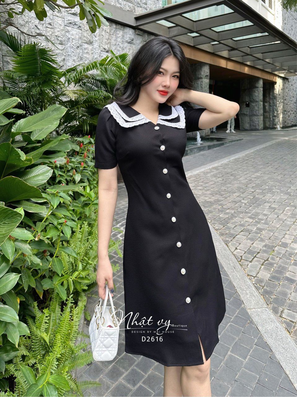 Đầm xốp dáng suông phối bèo tầng viền ren - D2616