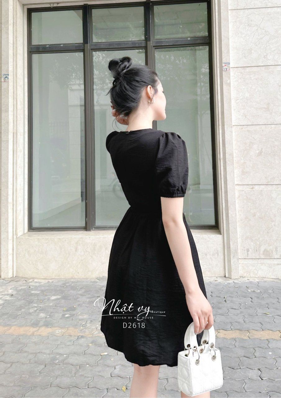 Đầm cổ V rút dây eo tay lửng - D2618