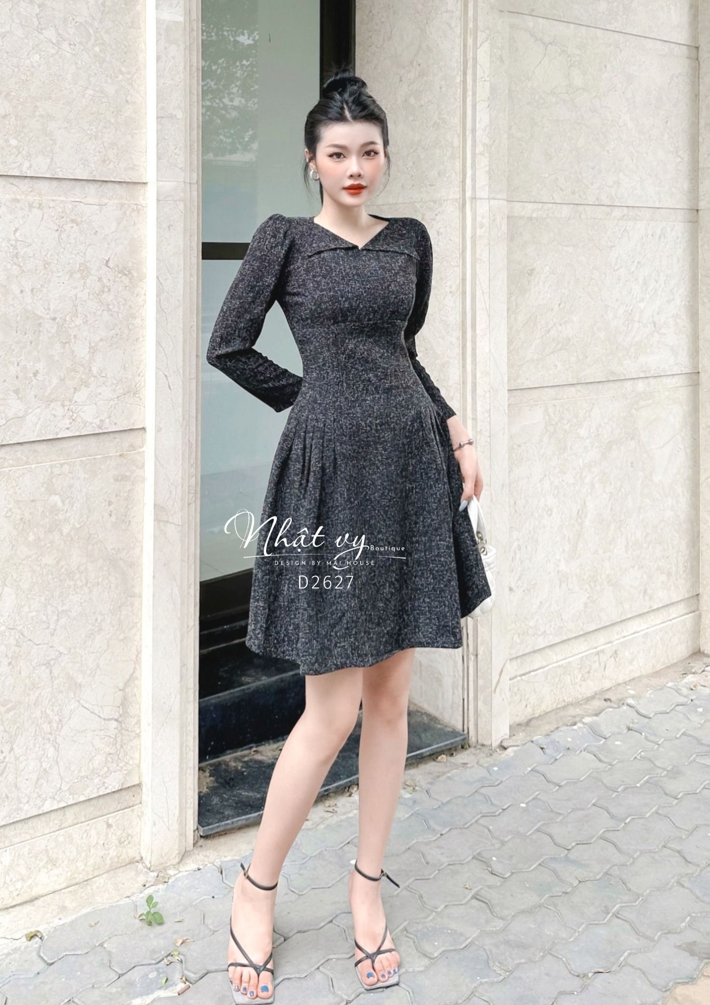 Đầm cổ tim tay dài dáng ôm xếp ly kiểu - D2627