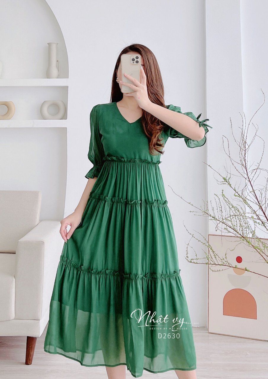 Đầm cổ tim dáng xòe tầng tay lỡ - D2630