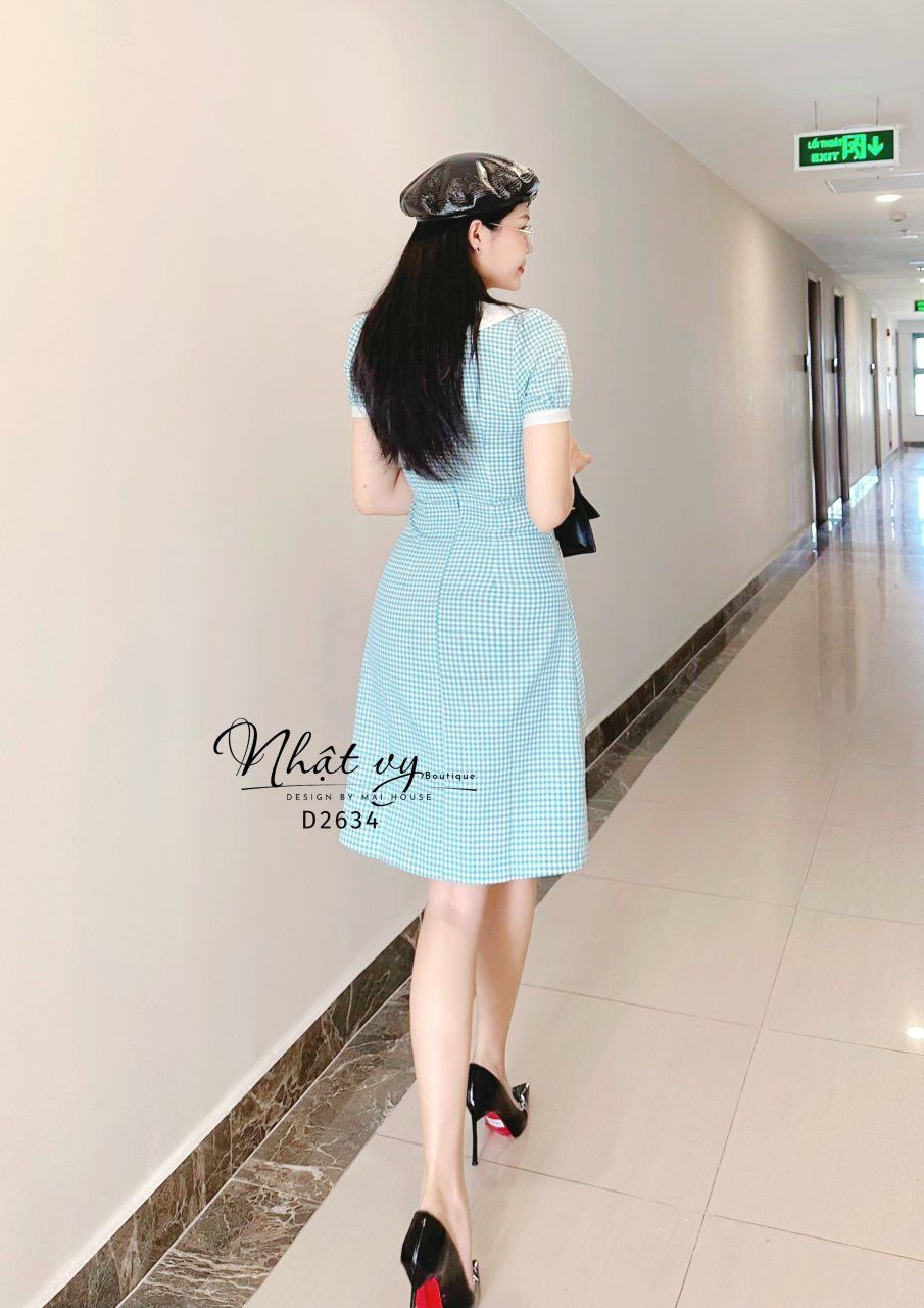 Đầm caro nhí cổ tròn tay phồng phối túi - D2634