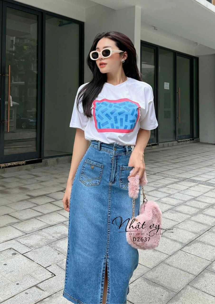 Set áo thun in hình phối chân váy jean - D2637