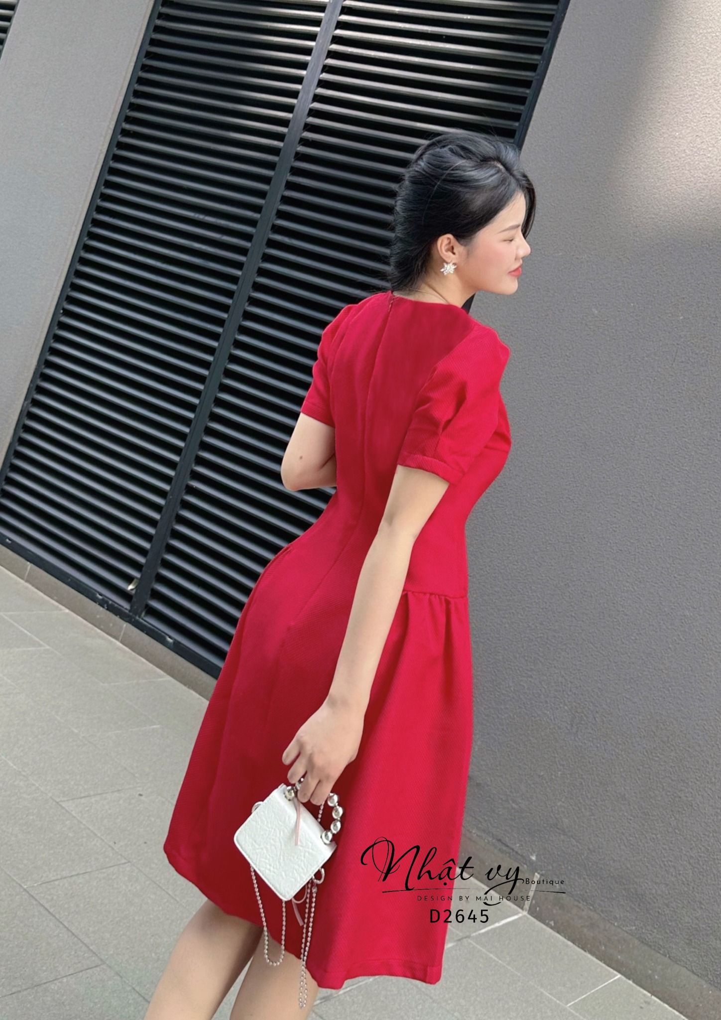 Đầm xốp cổ tròn tay phồng nhún bên eo cách điệu - D2645