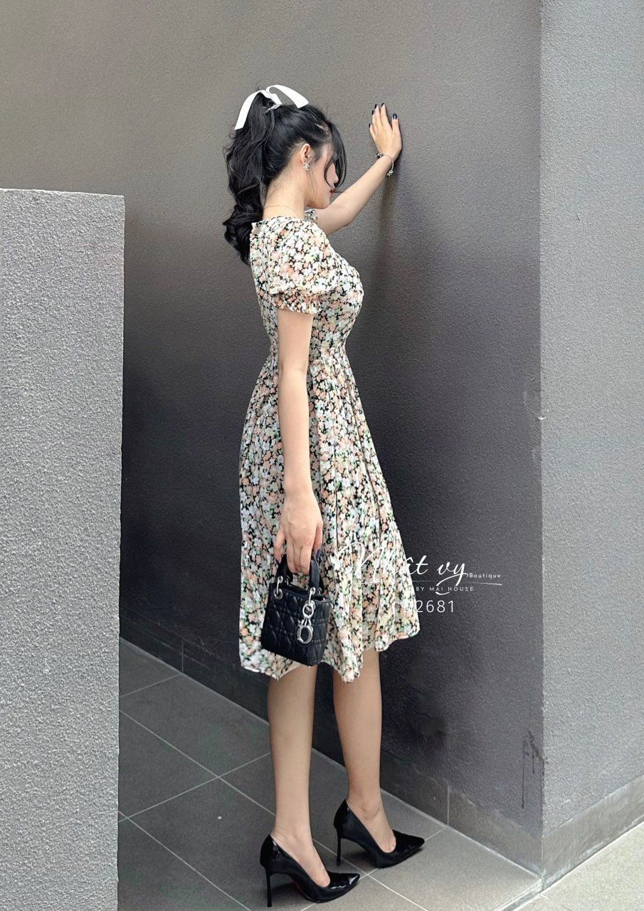 Đầm voan hoa cổ vuông nhún ngực - D2681