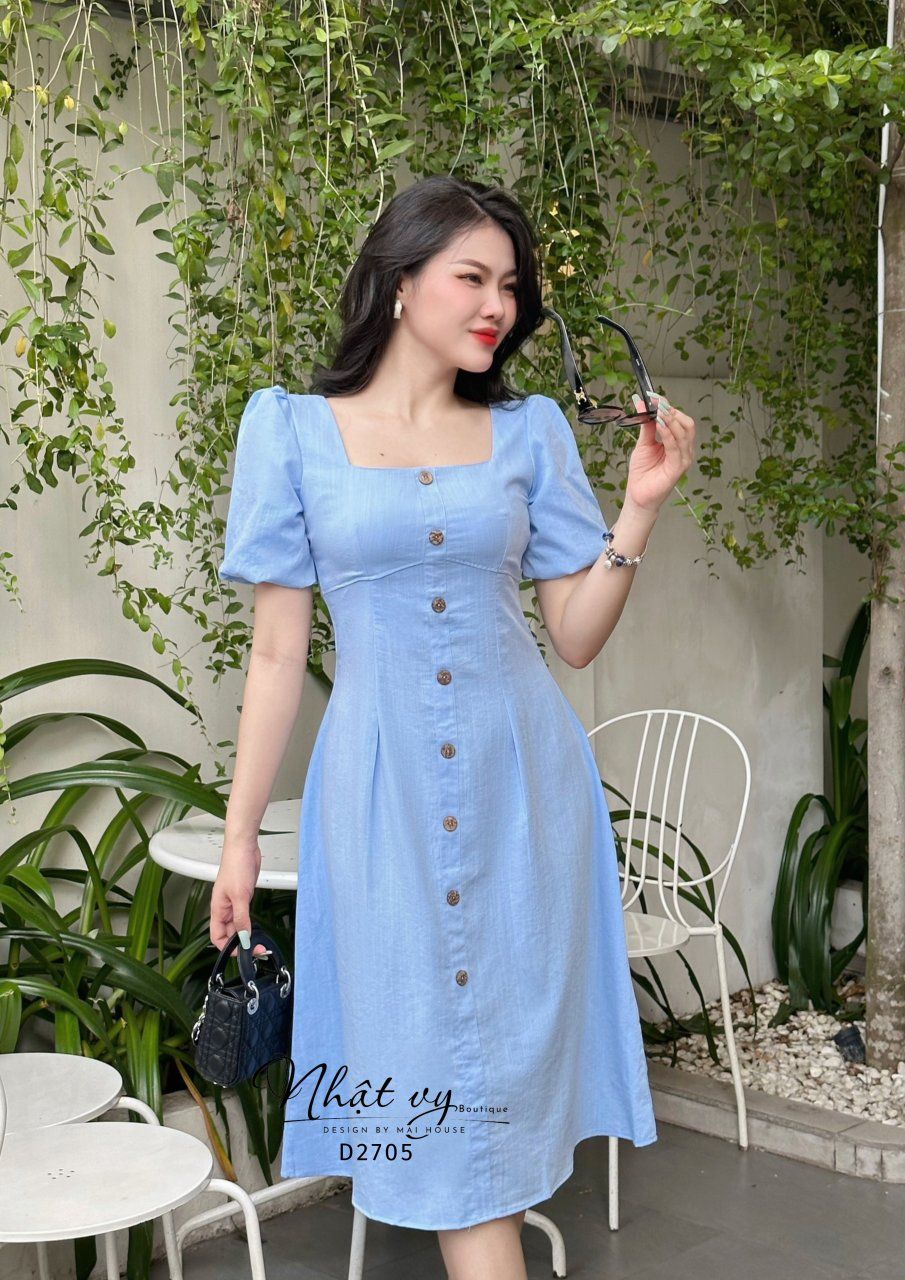Đầm cổ vuông tay bí đính cúc giả - D2705