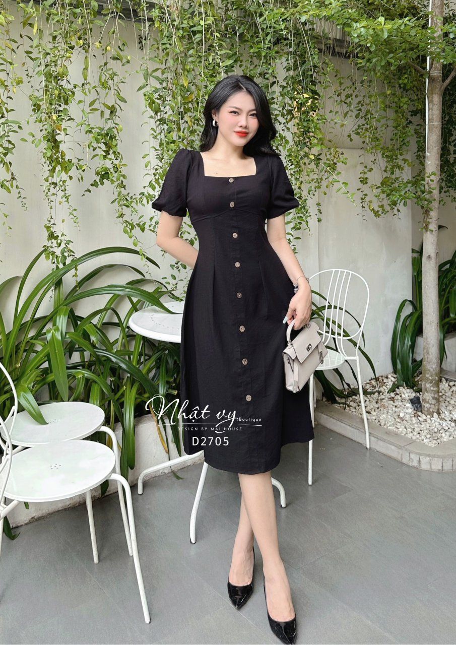 Đầm cổ vuông tay bí đính cúc giả - D2705
