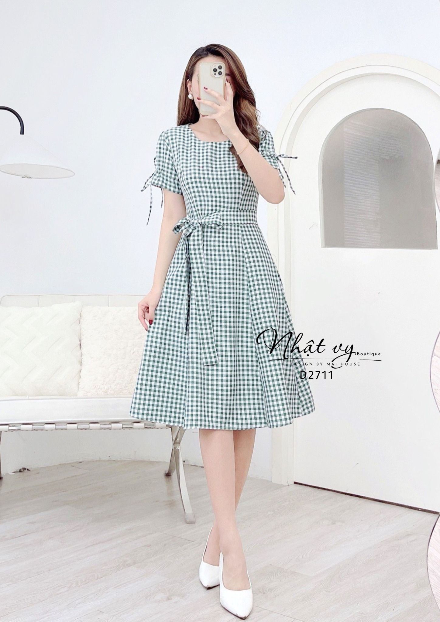 Đầm caro cổ tròn tay thắt nơ form dáng xoè - D2711