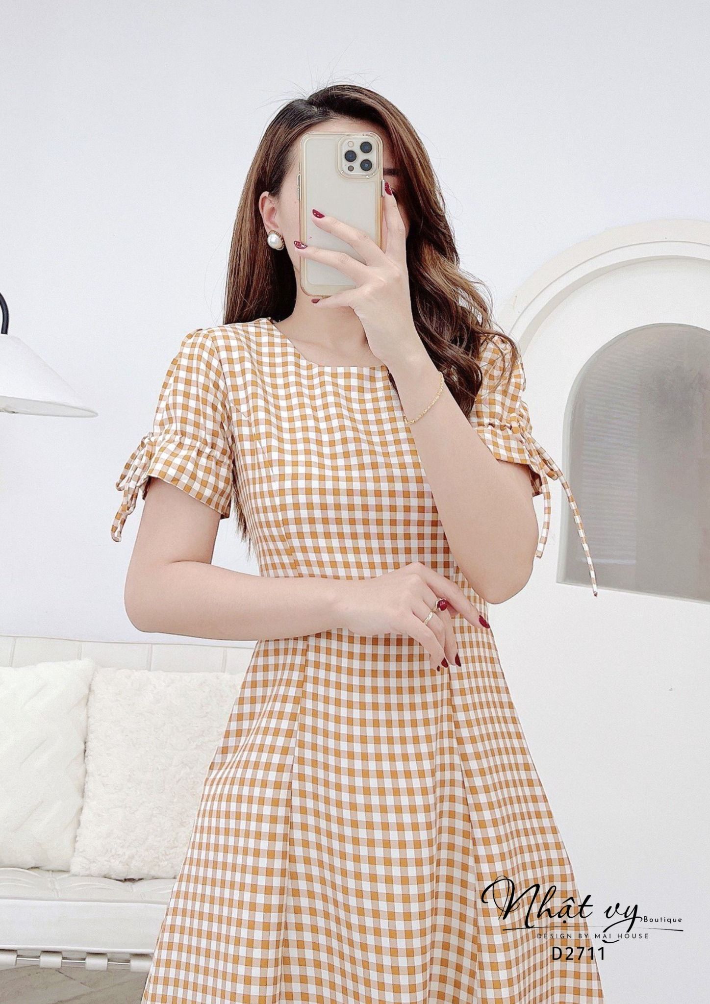 Đầm caro cổ tròn tay thắt nơ form dáng xoè - D2711