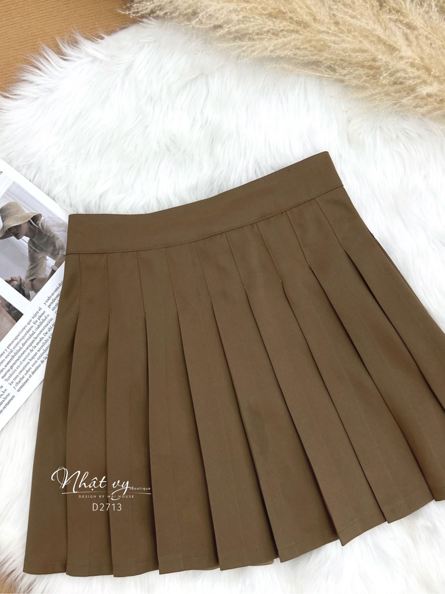 Chân váy dập ly dáng xoè - D2713