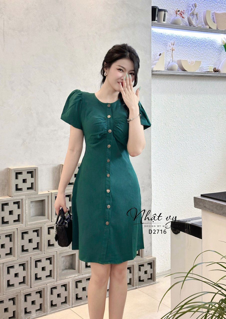 Đầm nhún ngực tay bí cổ tròn cài cúc gỗ - D2716