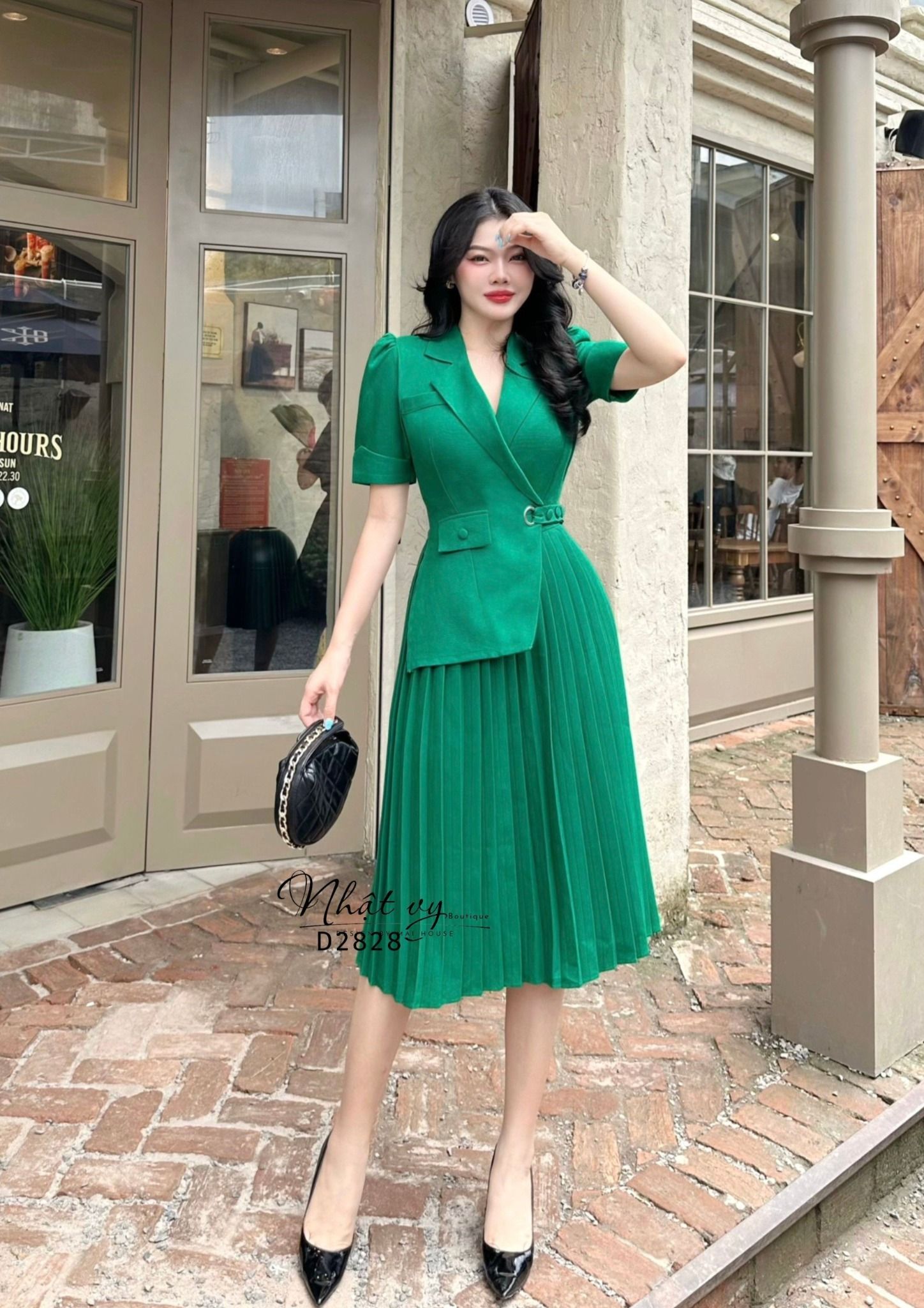 Đầm cổ vest dập ly form dáng dài - D2828