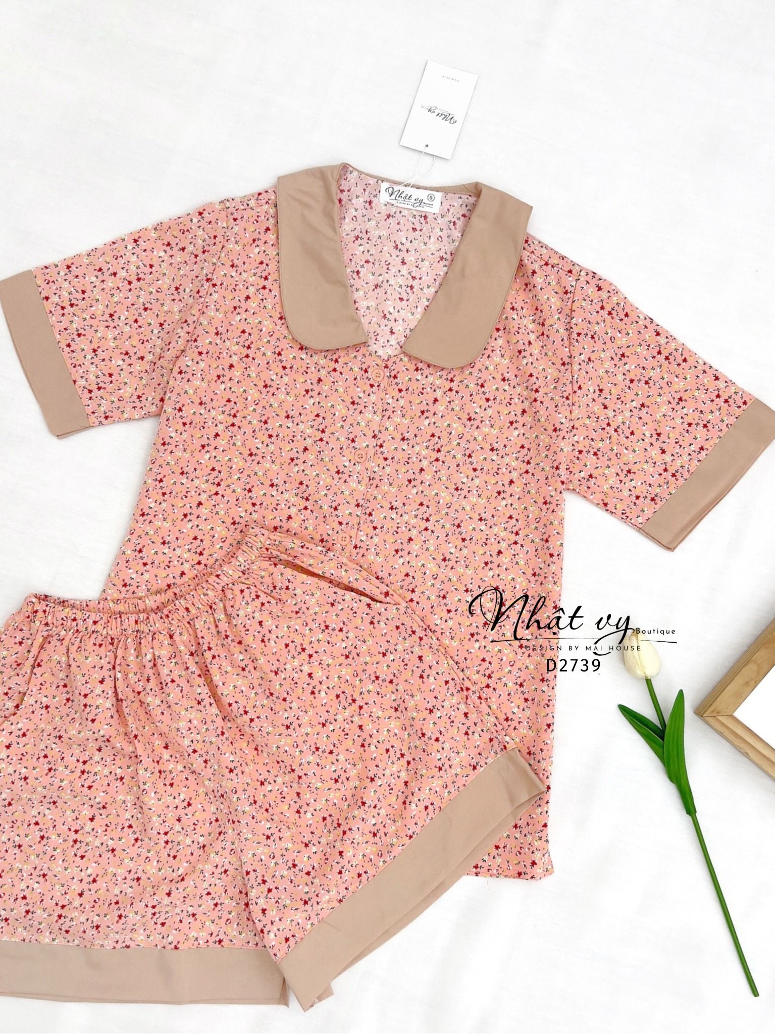 Set bộ đùi họa tiết phối cổ sen - D2739