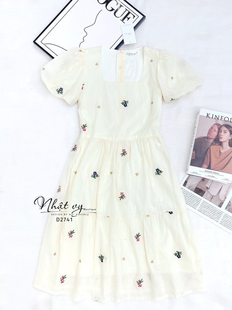 Đầm babydoll tay bí cổ vuông - D2741