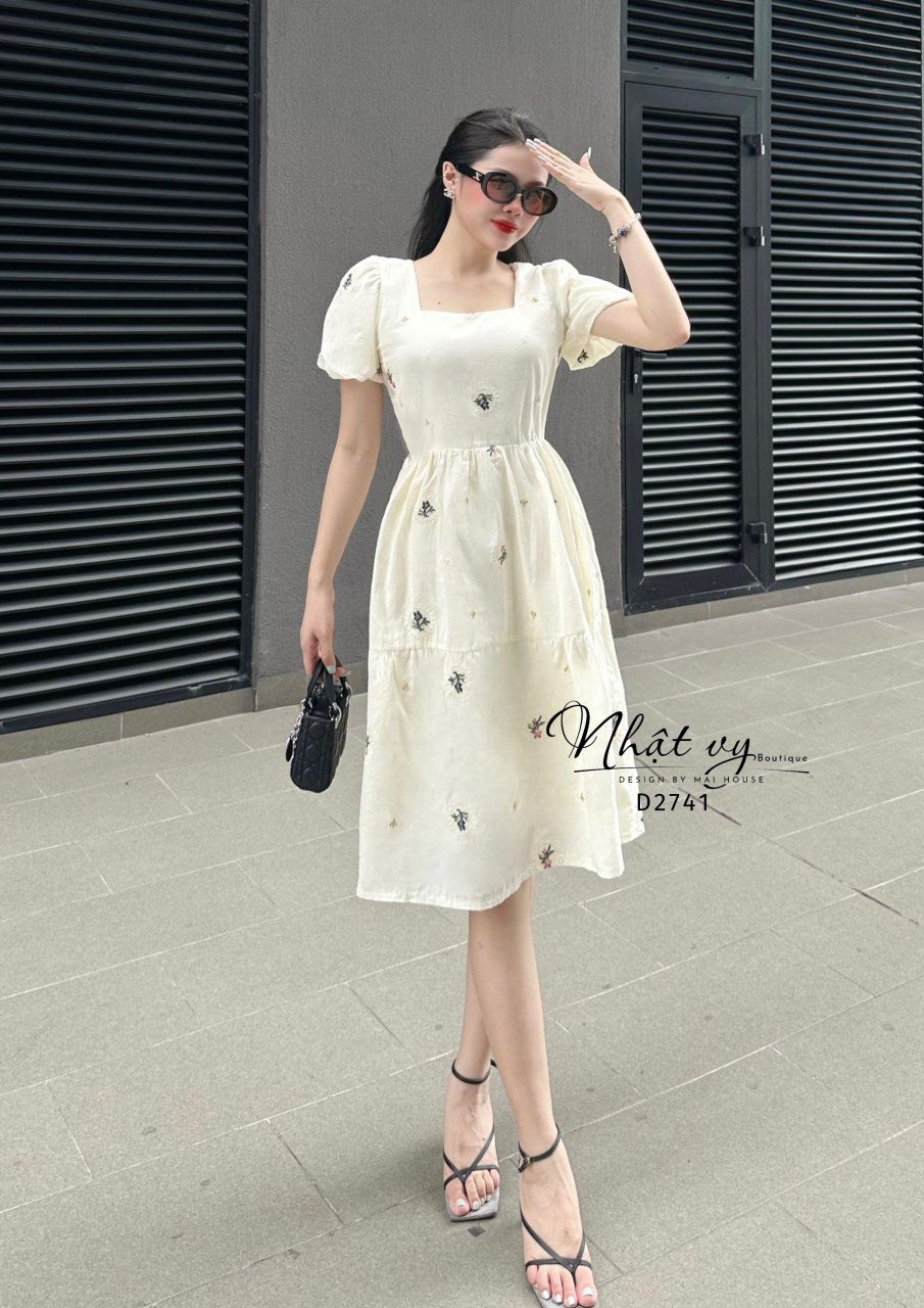 Đầm babydoll tay bí cổ vuông - D2741