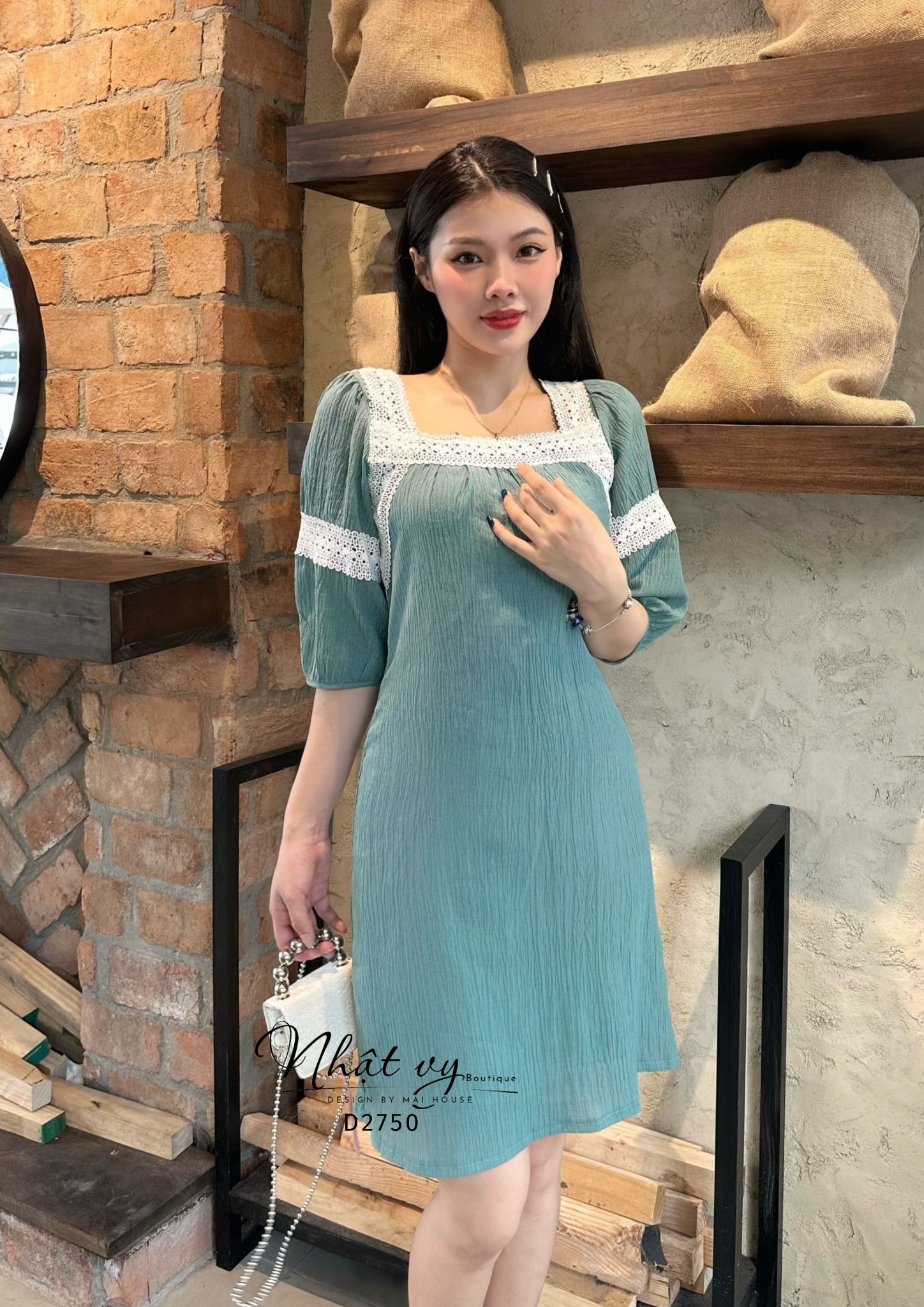 Đầm suông phối viền ren tay lửng - D2750