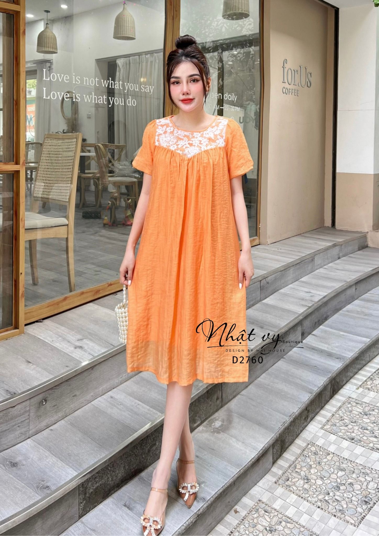 Đầm dáng suông cổ tròn phối ren tay bí - D2760