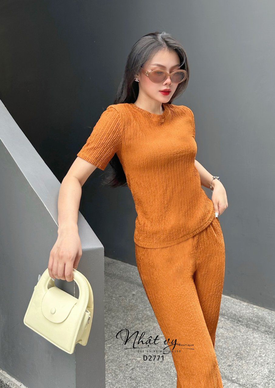 Set bộ thun áo cổ tròn - D2771