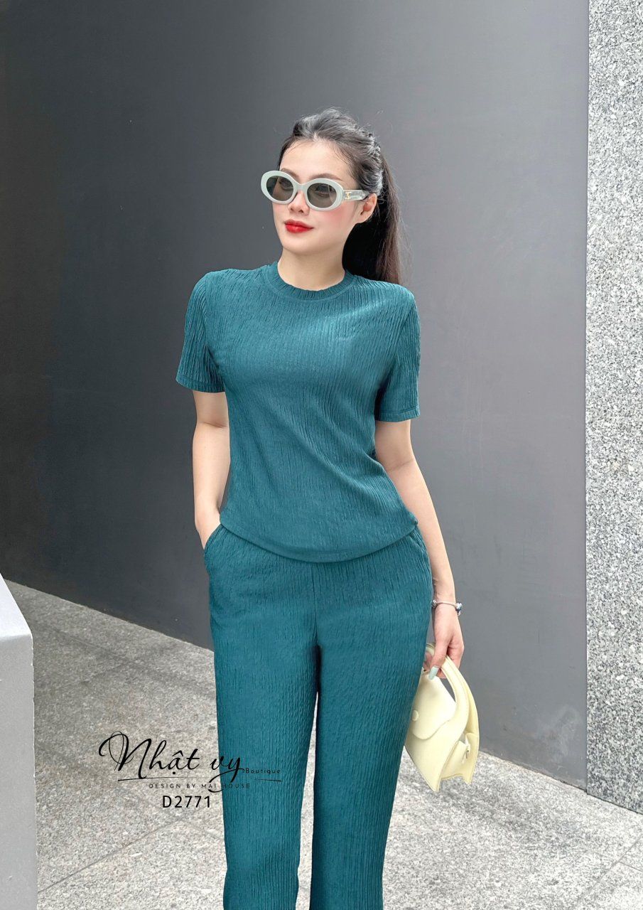 Set bộ thun áo cổ tròn - D2771