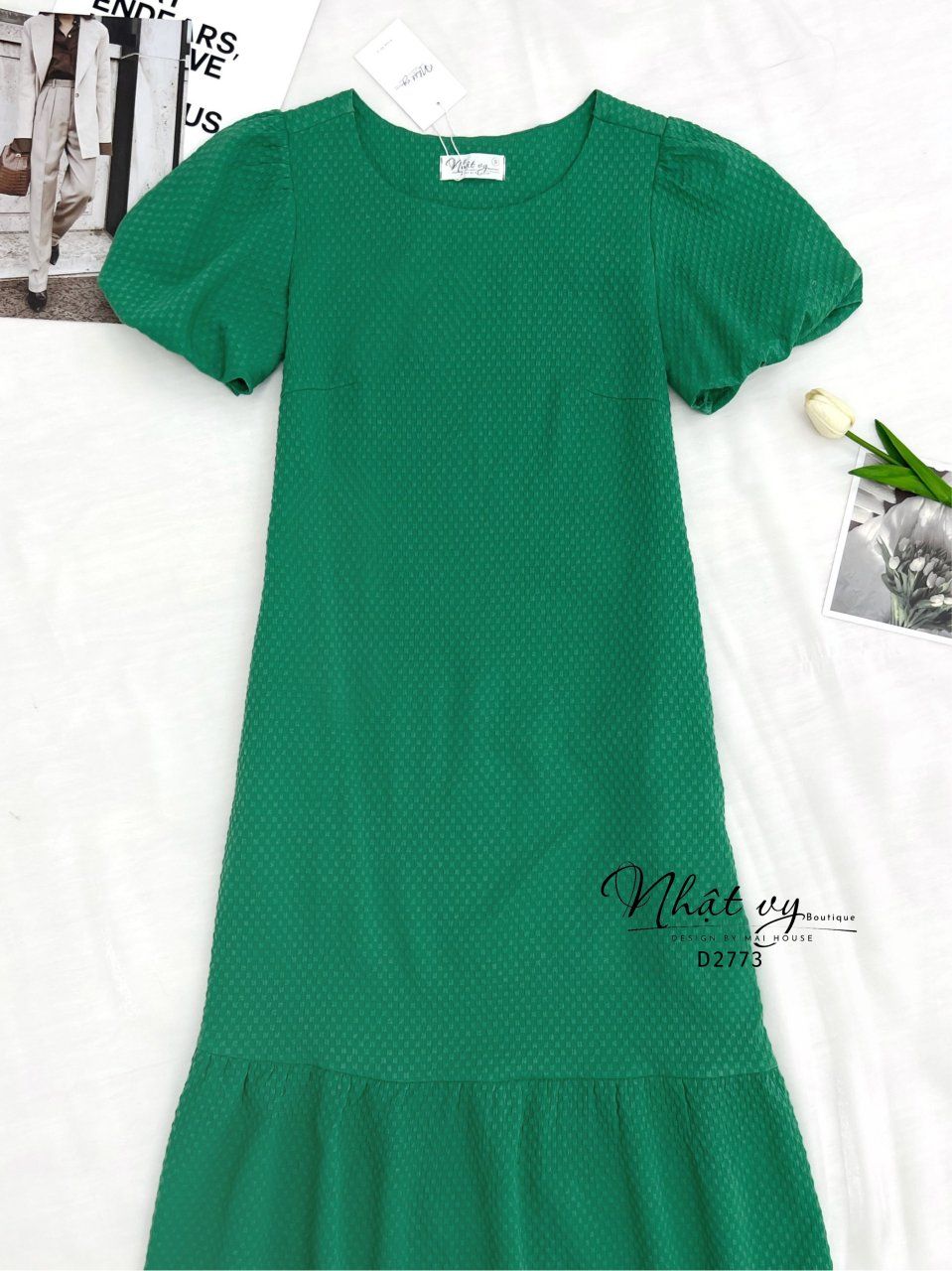 Đầm dáng suông cổ tròn tay bí - D2773