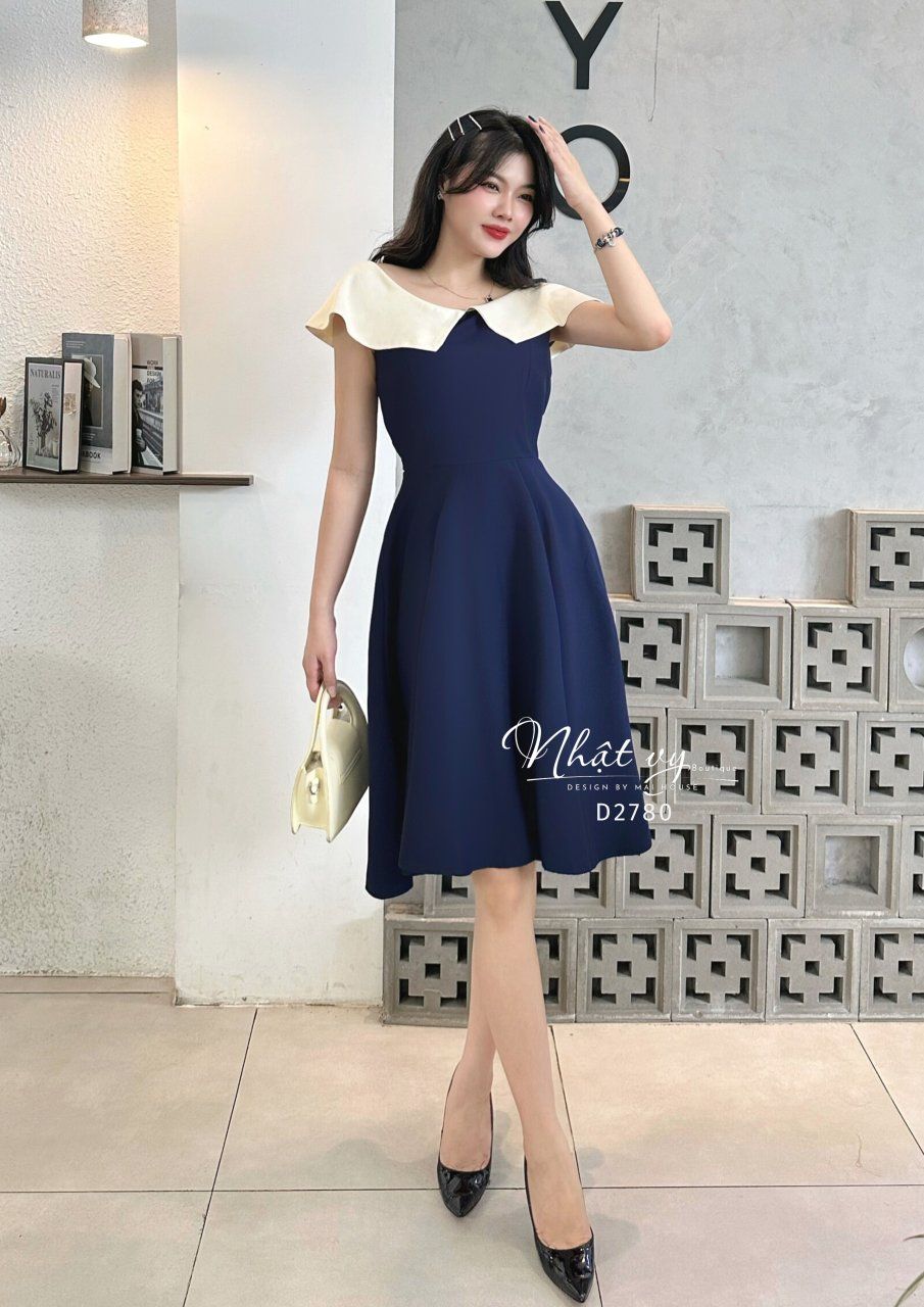 Đầm dáng xoè cổ phối bèo - D2780