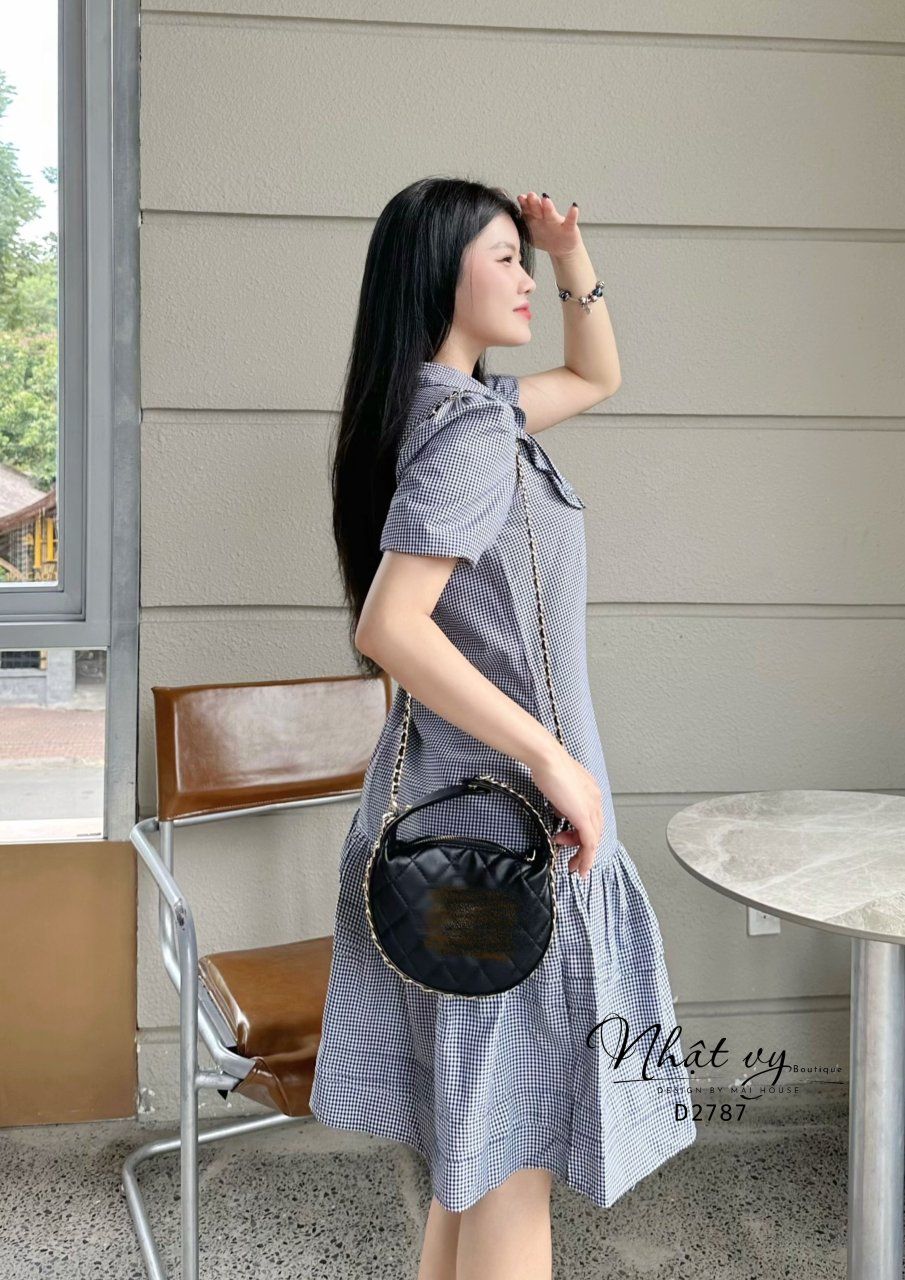 Đầm caro cổ sơ mi phối bèo cổ - D2787