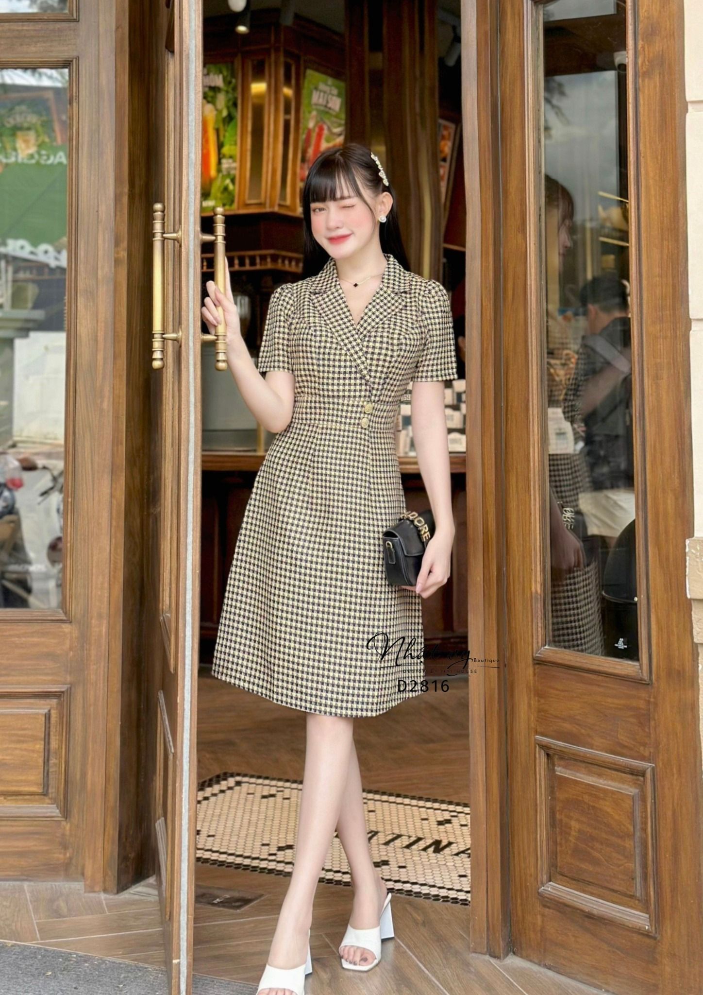 Đầm cổ vest dáng ôm đính cúc giả - D2816