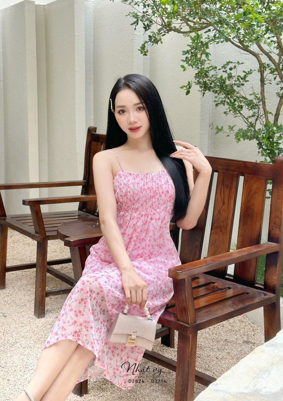 Đầm hoa 2 dây xếp ly ngực cách điệu - D2824