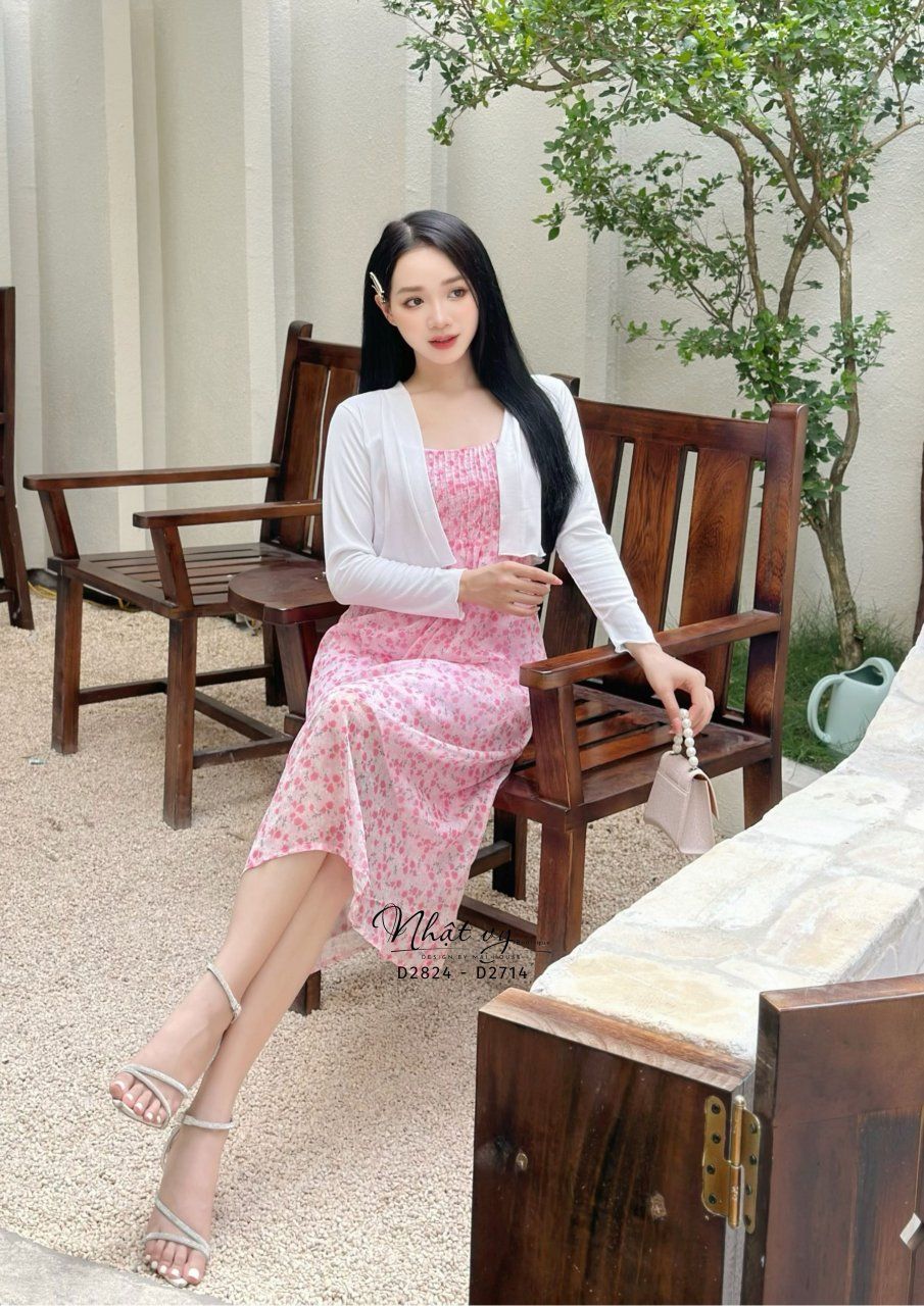 Đầm hoa 2 dây xếp ly ngực cách điệu - D2824