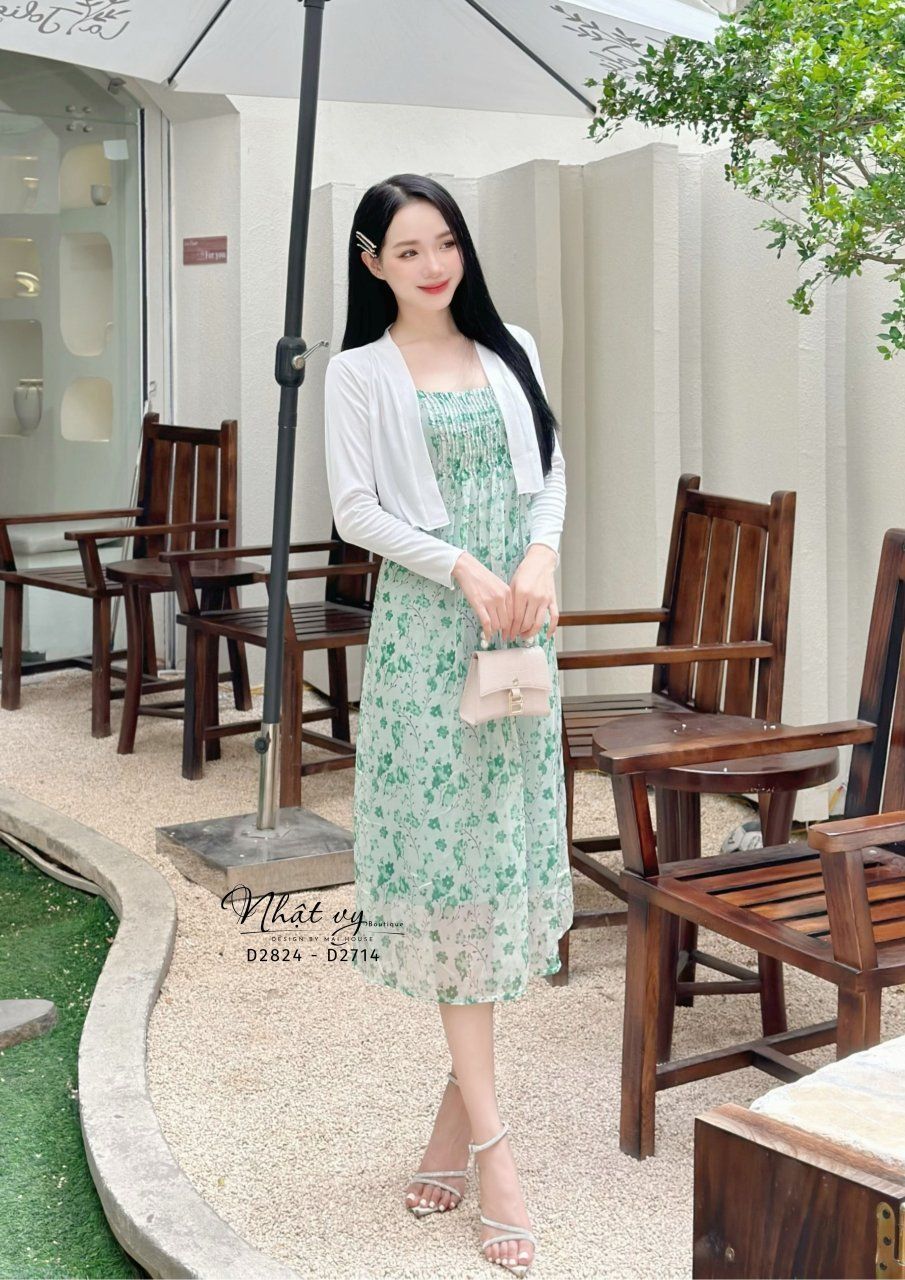 Đầm hoa 2 dây xếp ly ngực cách điệu - D2824