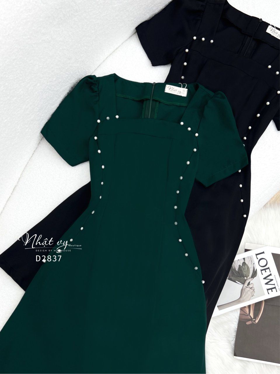 Đầm cổ vuông tay phồng dáng ôm đính viền ngọc - D2837