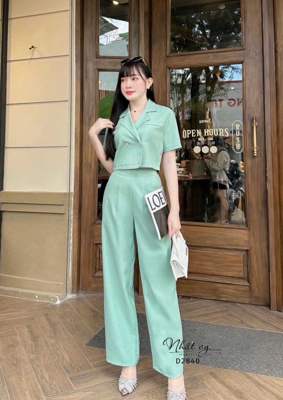 Set áo cổ vest phối quần dài dáng suông - D2840