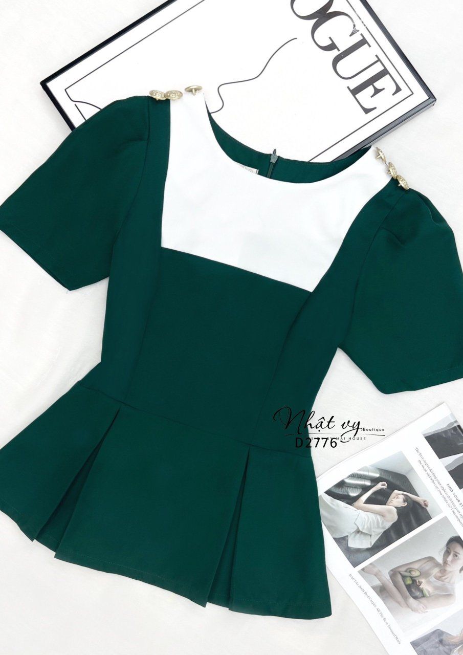 Áo peplum cổ tròn đính cúc cách điệu - D2851