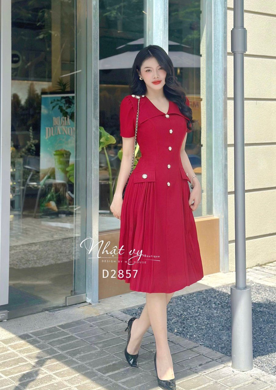 Đầm cổ tim dáng ôm đính cúc kiểu - D2857