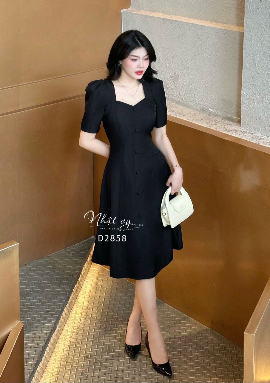 Đầm cổ vuông tay phồng đính nút bọc - D2858