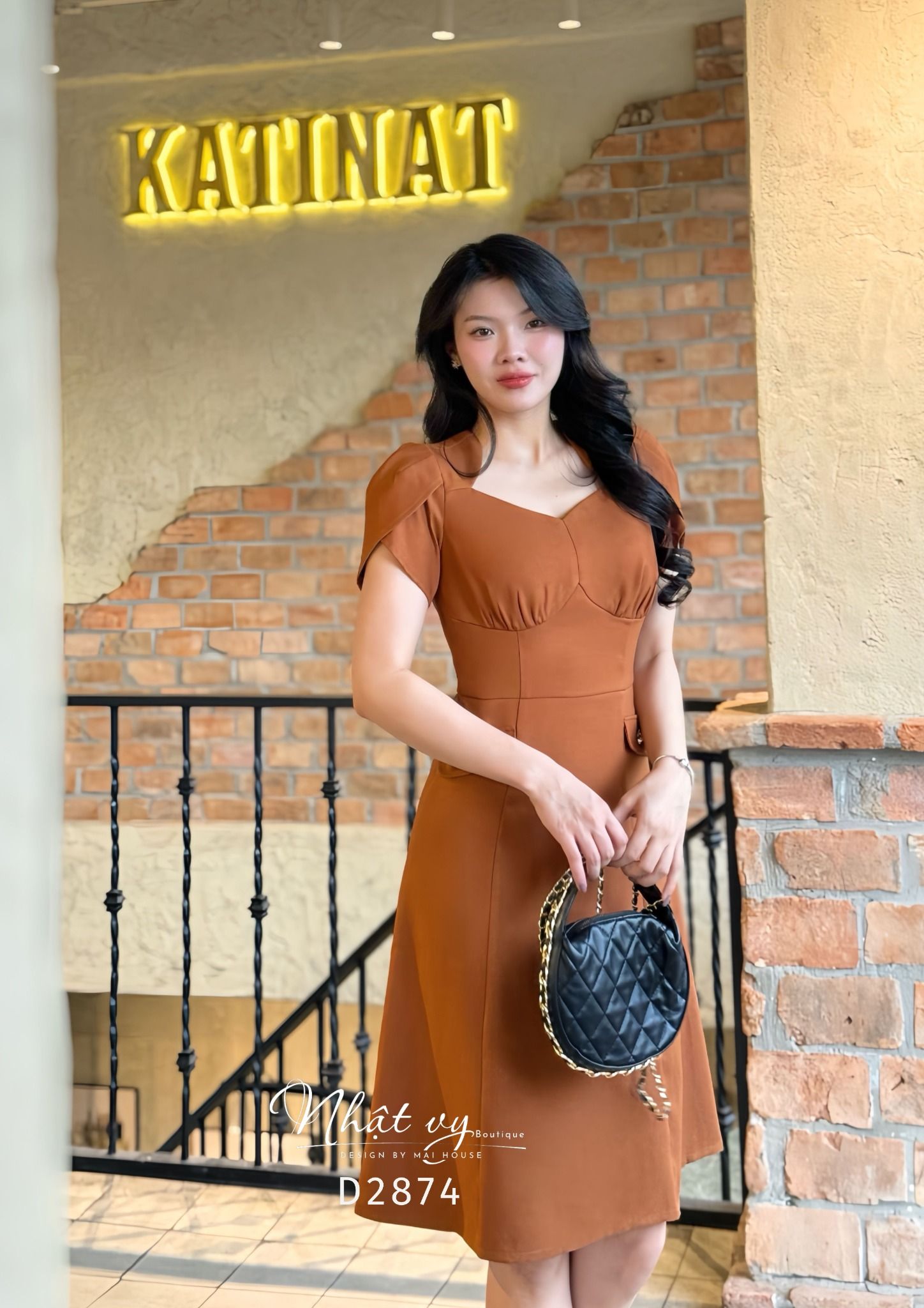 Đầm nhún ngực dáng ôm đắp túi giả - D2874