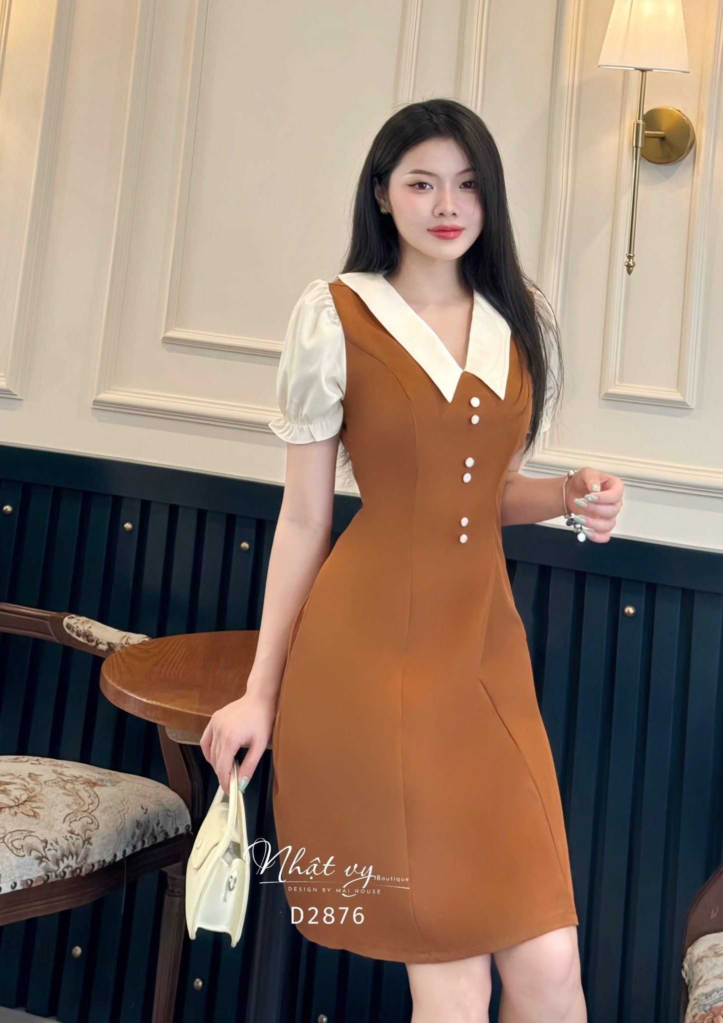 Đầm cổ V tay nhún bèo đính cúc giả - D2876