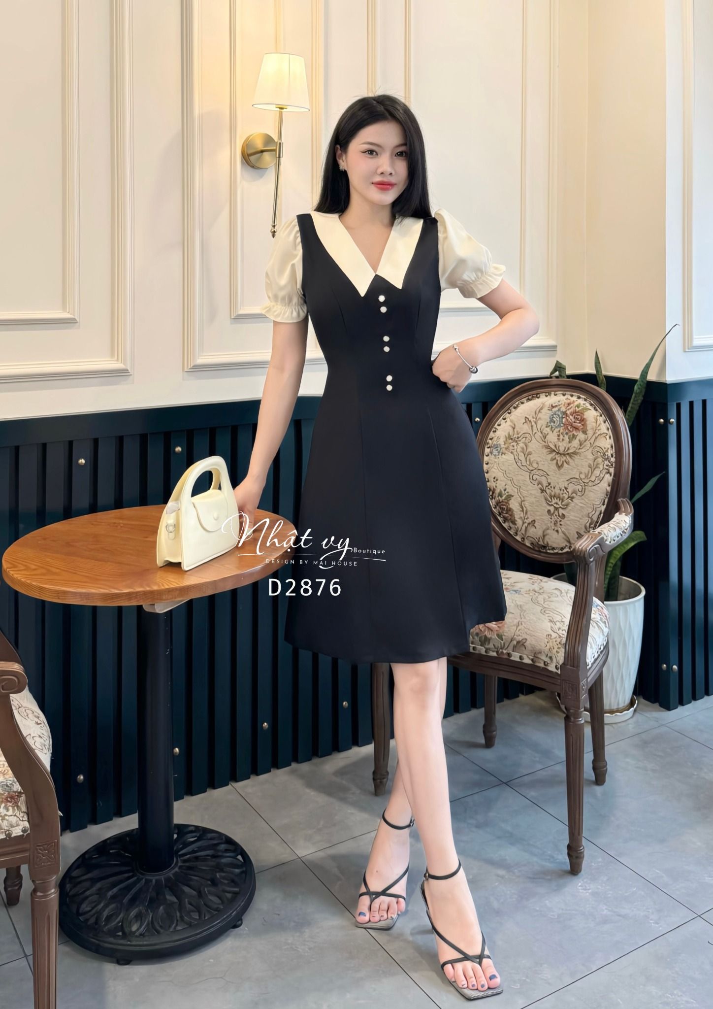 Đầm cổ V tay nhún bèo đính cúc giả - D2876