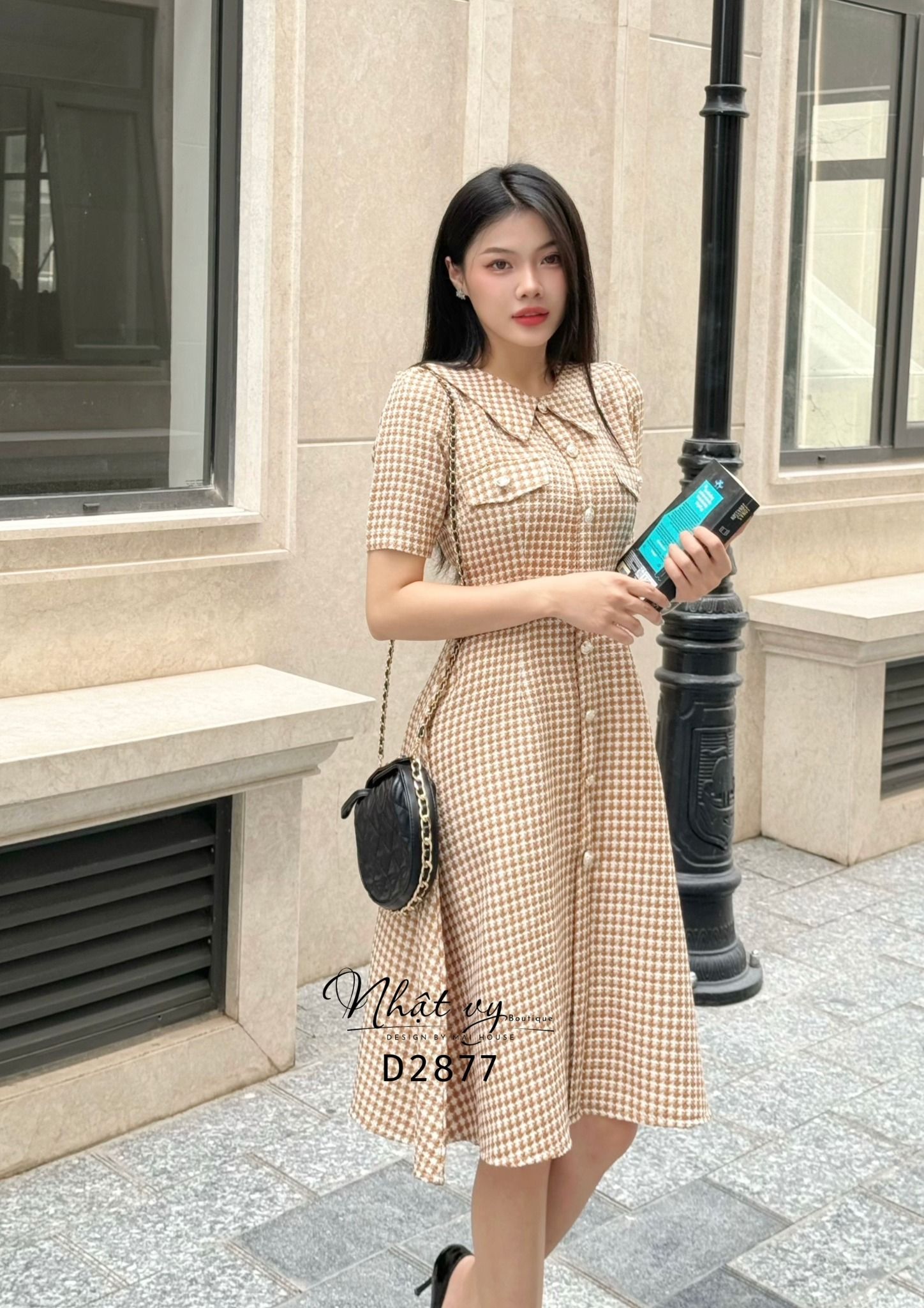 Đầm cổ tròn bèo đính cúc kiểu form dáng xoè - D2877